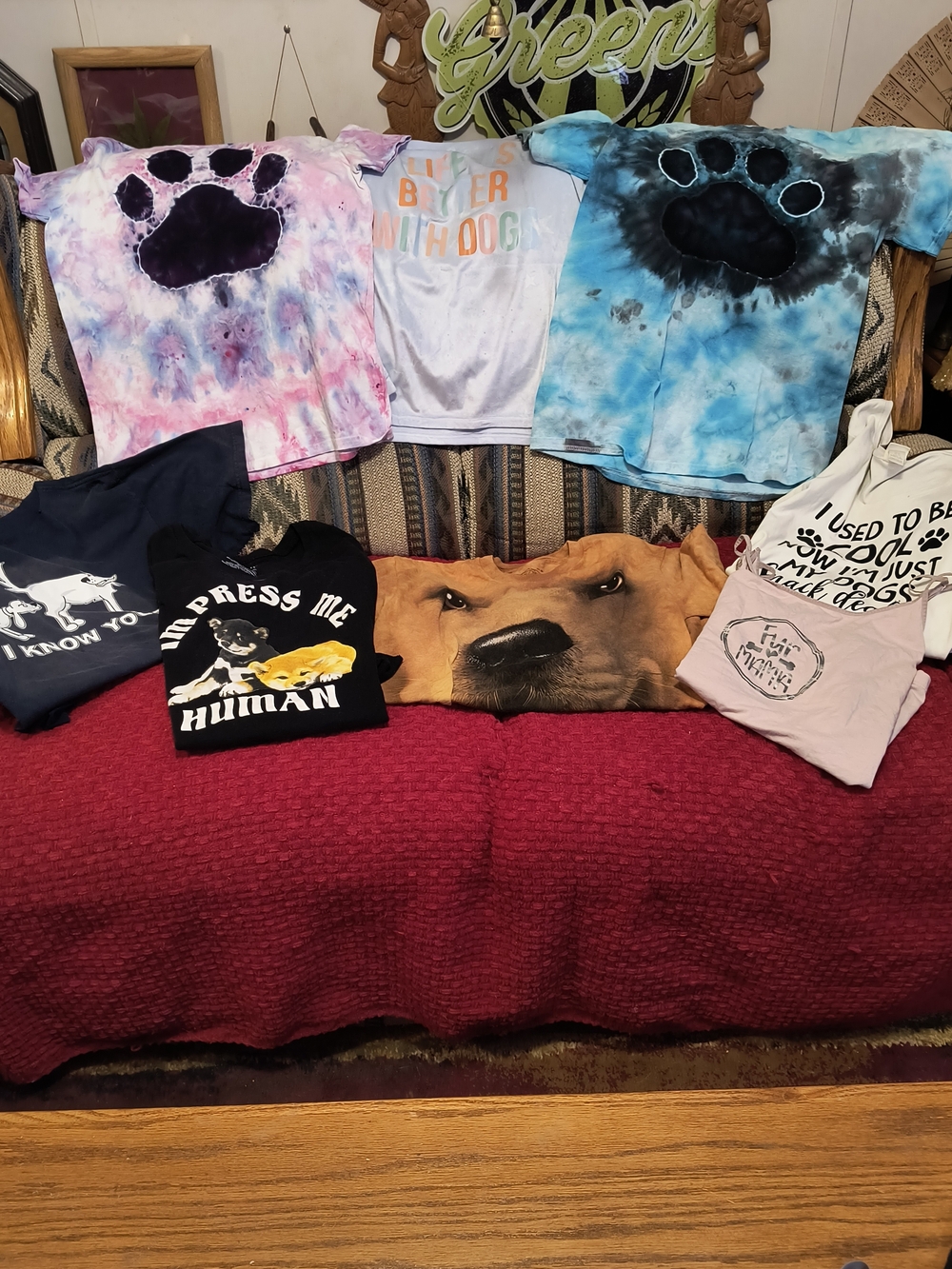 Lot of 8 Dog Related Graphic Tops in Mixed Sizes